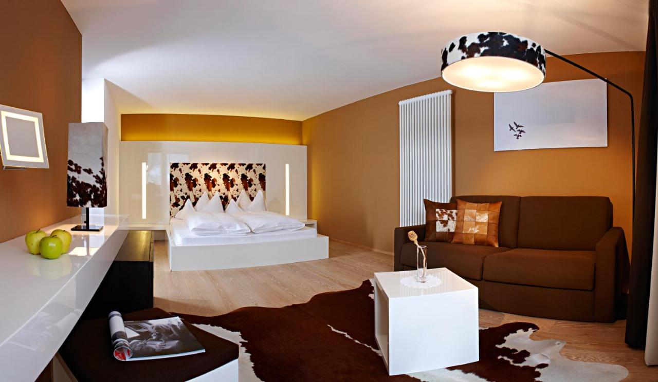 Hotel Monika Sexten Exteriör bild