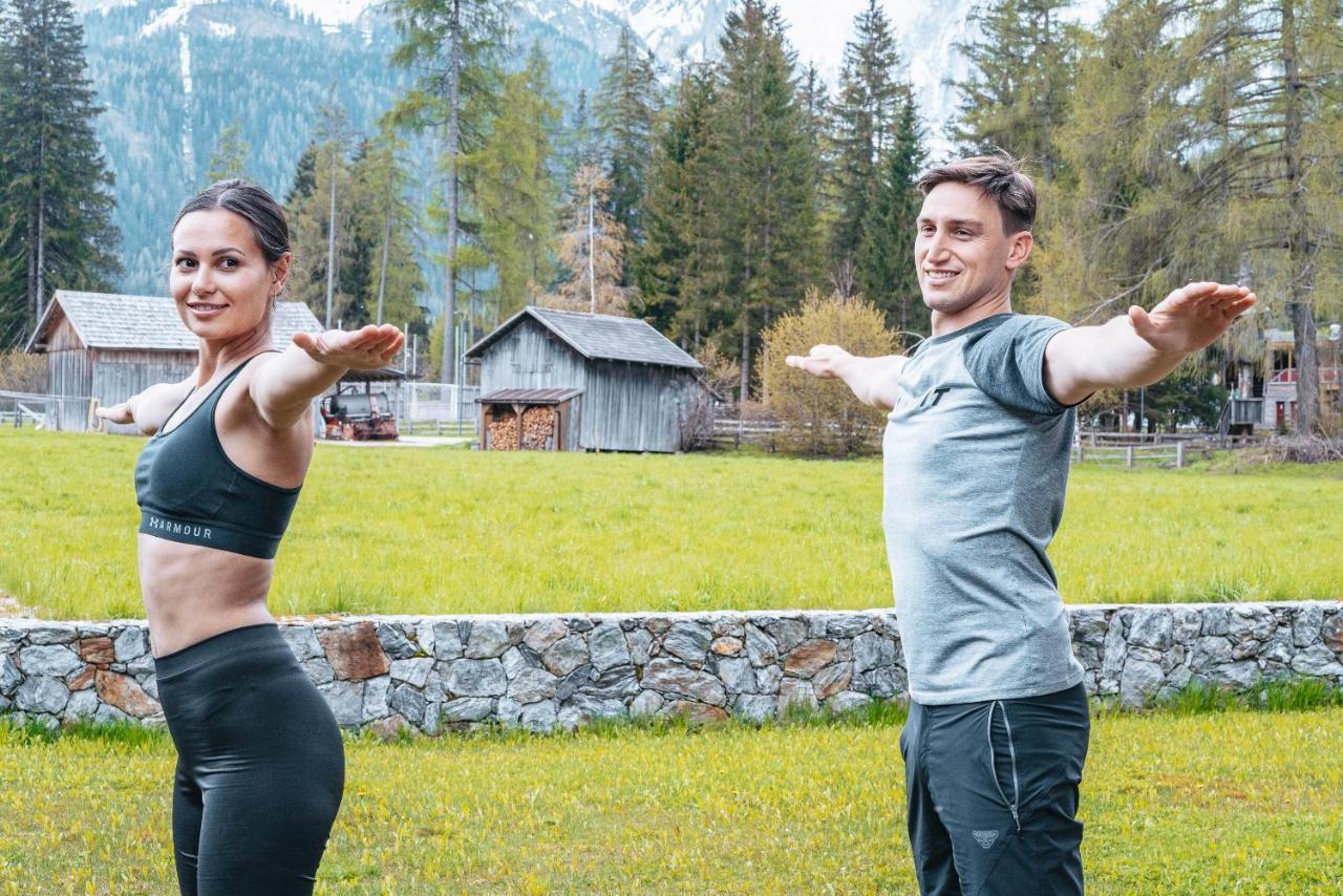 Hotel Monika Sexten Exteriör bild The 2018 winners of the World Cup, Anna Fenninger and Matthias Mayer